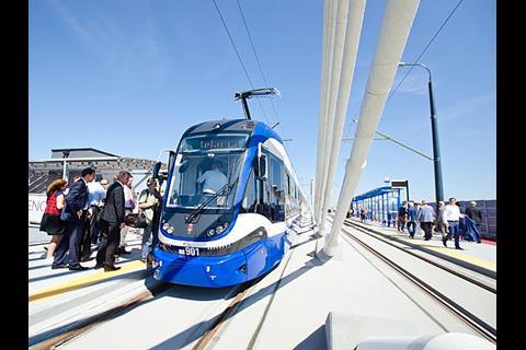 A 1 km section of new tram line using a 600 m bridge across Kraków Płaszów station opened on August 30.
